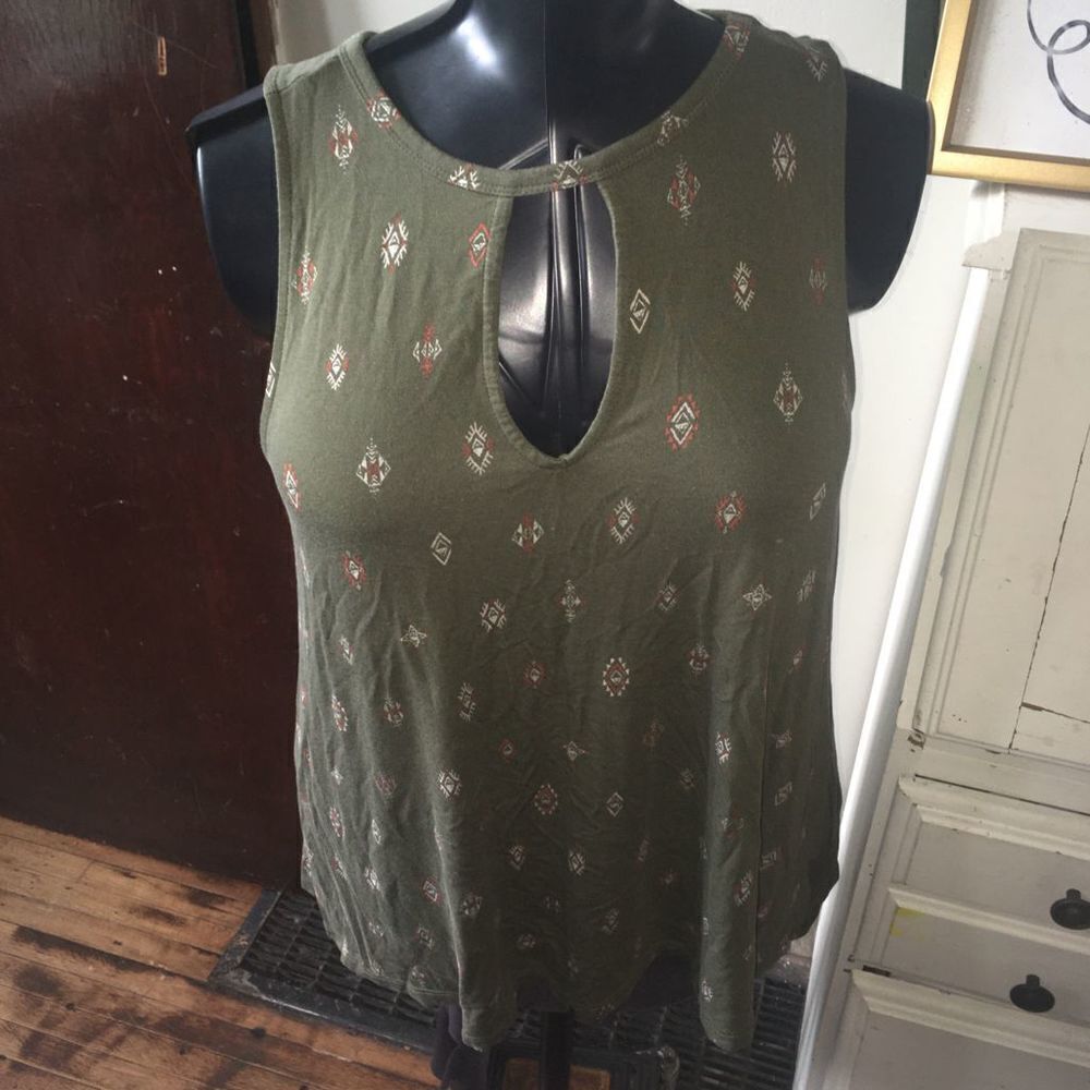 Torrid super soft olive keyhole sleeveless M shirt